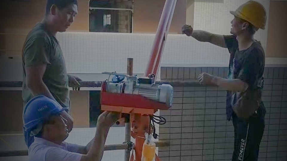 工程門窗幕墻滲水怎么處理？來看看樓上樓門窗的小技巧